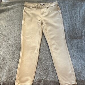 Elegant Women's Beige Ankle Jeans